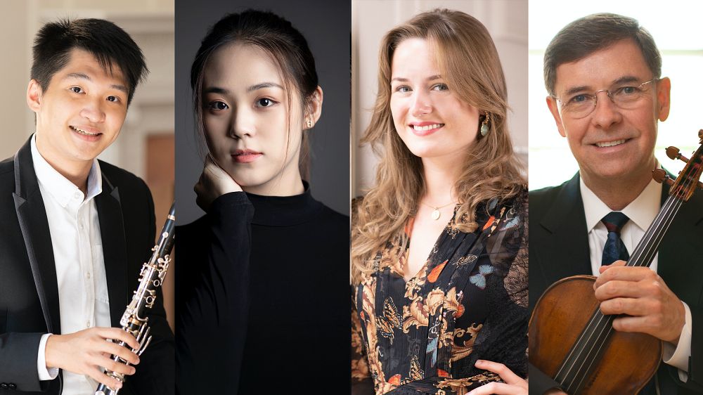 curtis on tour photo